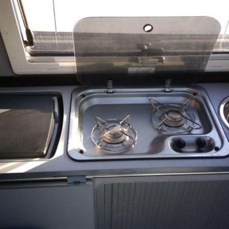 Transformação VW Transporter em Especial Dormitório