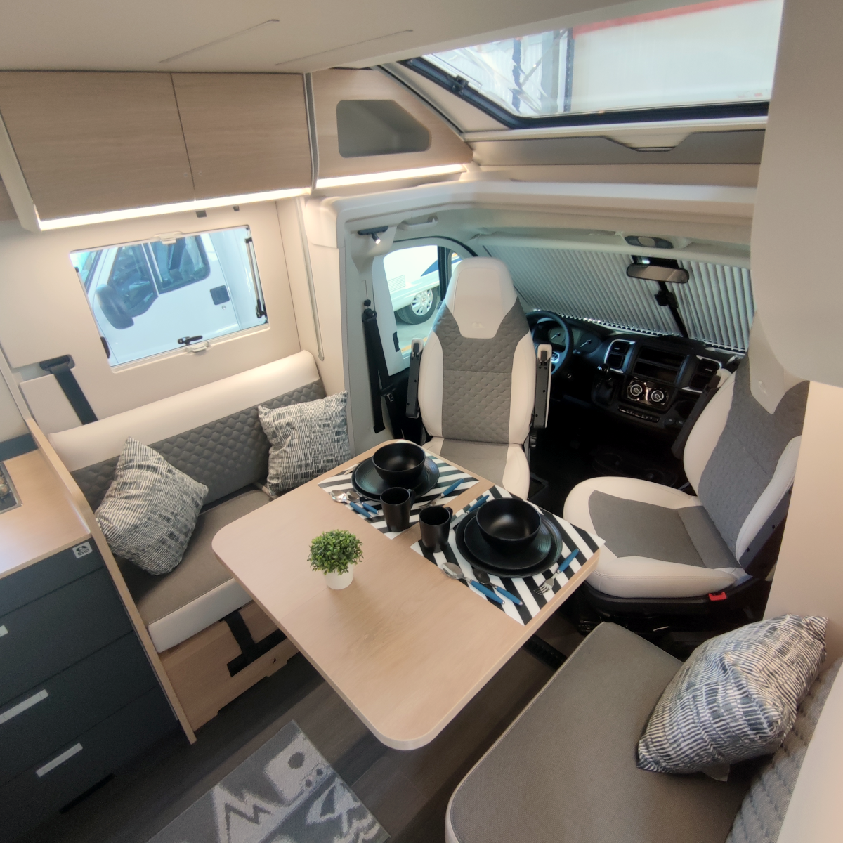 Adria Matrix 650 DC Luxe - Edição 60 Anos - Image 5
