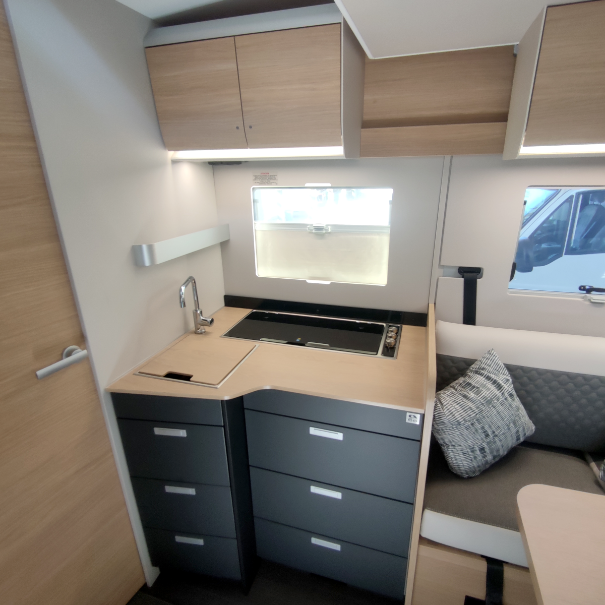 Adria Matrix 650 DC Luxe - Edição 60 Anos - Image 6
